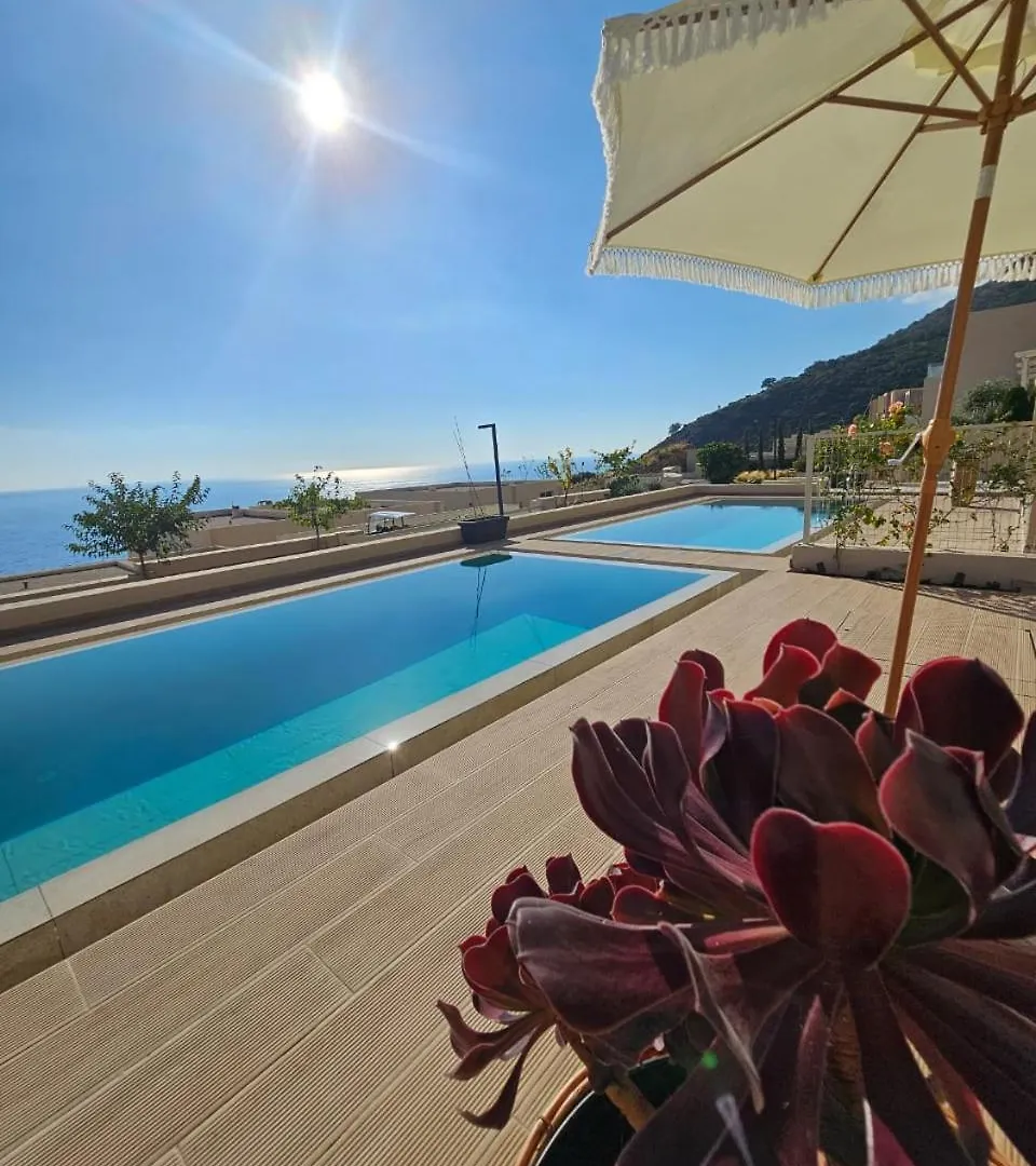 Villa Champagne Green Coast Palase